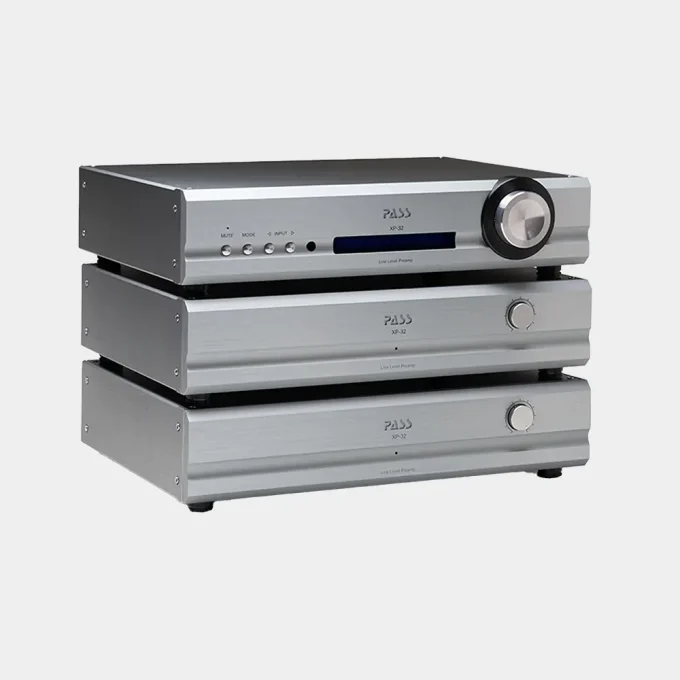 Pass Labs XP-32
