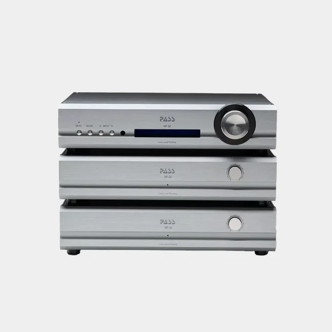 Pass Labs XP-32